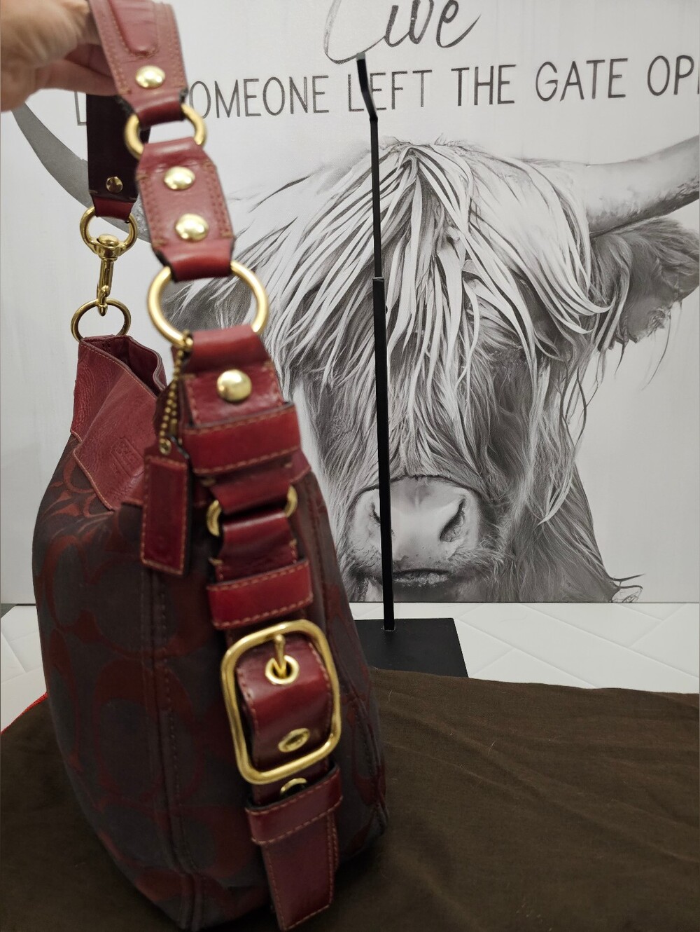 Coach 2008 Large Zoe Signature Hobo 12674 Burgundy Leather Jacquard - Picture 6 of 16